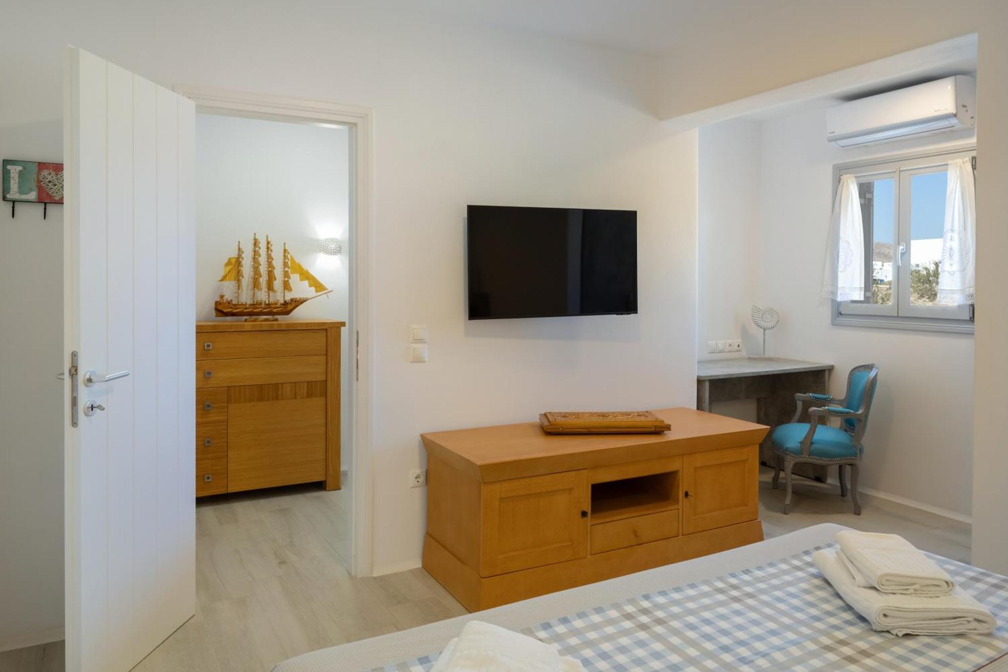 Paros Melodia Apartments Logaras Exteriör bild